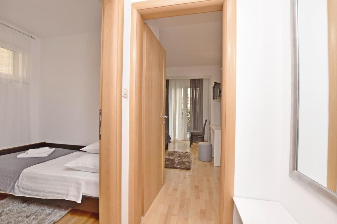 Apartment Mate Omiš Εξωτερικό φωτογραφία